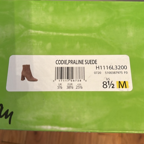 Sam Edelman Codie Ankle Bootie - Picture 10 of 10